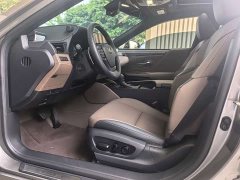 Lexus ES 300h Premium Edition - ფოტო 4