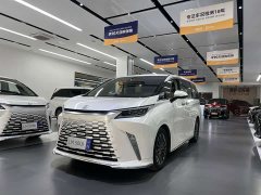 Lexus LM 2023 500h Six-Seat Premium Edition - ფოტო 2