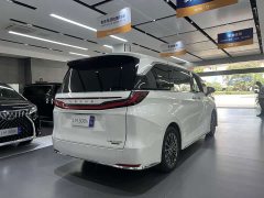 Lexus LM 2023 500h Six-Seat Premium Edition - ფოტო 4