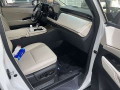 Lexus LM 2023 500h Six-Seat Premium Edition - ფოტო 6