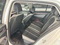 Volkswagen Golf Facelift 300TSI Pro - ფოტო 8