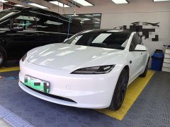 Tesla Model 3 Rear-Wheel Drive - ფოტო 1