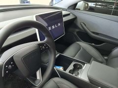 Tesla Model 3 Rear-Wheel Drive - ფოტო 8