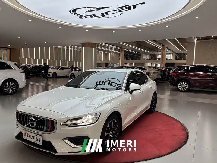 Volvo S60 B4 Smart Luxury Edition