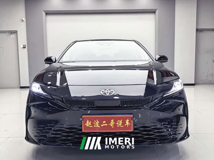 Toyota Camry 2.0L GVP Luxury