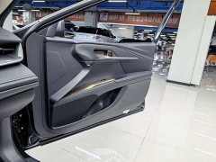 Toyota Camry 2.0L GVP Luxury - ფოტო 12