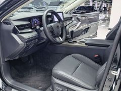 Toyota Camry 2.0L GVP Luxury - ფოტო 8