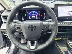 Toyota Camry 2.0L GVP Luxury - ფოტო 9