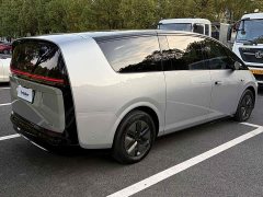 Li Auto Li Xiang MEGA 2024 Ultra - ფოტო 6