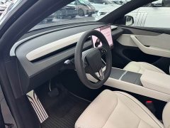 Tesla Model Y L 2025 Long Range All-Wheel Drive - ფოტო 11
