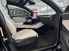 Tesla Model Y L 2025 Long Range All-Wheel Drive - ფოტო 13