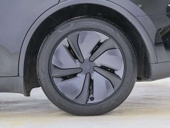 Tesla Model Y 2025 Rear-Wheel Drive - ფოტო 13