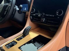 Toyota Vellfire 2024 Crown Hybrid 2.5L Executive Premier Edition - ფოტო 7