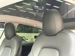 Tesla Model Y Long Range All-Wheel Drive - ფოტო 8