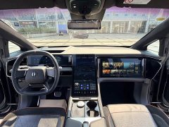 HiPhi X Founder Edition 6-Seater - ფოტო 16