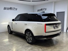 Land Rover Range Rover 3.0 L6 400PS Grand Long Wheelbase Edition - ფოტო 7