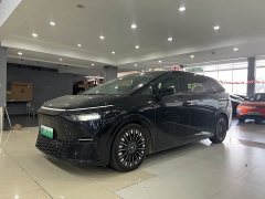 XPeng X9 2025 Pure Electric 740 Extended Range Max - ფოტო 1