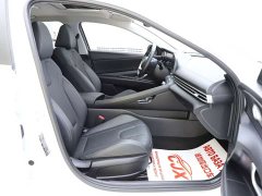 Hyundai Elantra 2023 1.5L CVT Luxury - ფოტო 17