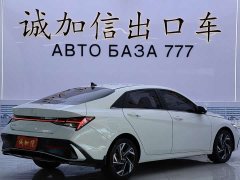 Hyundai Elantra 2023 1.5L CVT Luxury - ფოტო 4
