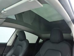 Tesla Model Y Long Range All-Wheel Drive - ფოტო 13