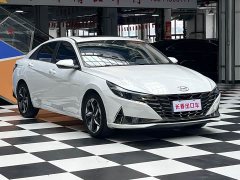 Hyundai Elantra 1.5L CVT Luxury - ფოტო 3