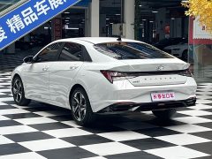 Hyundai Elantra 1.5L CVT Luxury - ფოტო 4