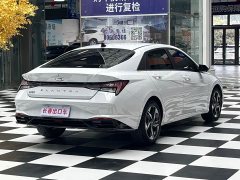 Hyundai Elantra 1.5L CVT Luxury - ფოტო 6