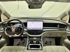 Denza D9 2022 DM-i 970 AWD Flagship - ფოტო 10