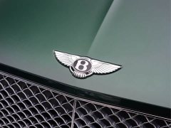 Bentley Bentayga 4.0T V8 - ფოტო 4