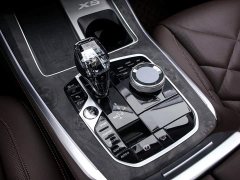 BMW X5 xDrive 30Li M Sport Package - ფოტო 10