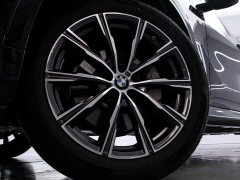 BMW X5 xDrive 30Li M Sport Package - ფოტო 19