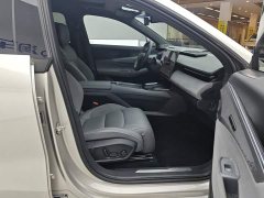 Lynk & Co Geely Lynk & Co 08 EM-P 2023 120km Extended Range Halo - ფოტო 8