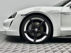 Porsche Taycan - ფოტო 7