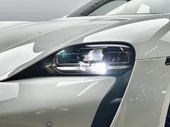 Porsche Taycan - ფოტო 8