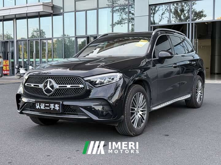 Mercedes-Benz GLC 300 L 4MATIC Dynamic 5-Seater