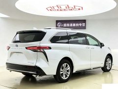 Toyota Sienna 2021 2.5L Hybrid Premium Edition - ფოტო 9