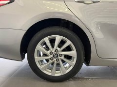 Toyota Camry Hybrid 2.5L HGVP Leading Edition - ფოტო 10