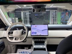 Zeekr 9X 2025 Hyper Edition 70kWh Six-Seater - ფოტო 7
