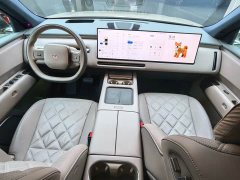 Li Auto L9 Livis - ფოტო 12