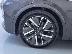 Li Auto L7 2024 MAX - ფოტო 7