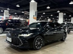Toyota Avalon Hybrid 2.5L Luxury - ფოტო 1