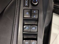 Toyota Avalon Hybrid 2.5L Luxury - ფოტო 15