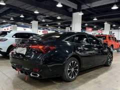 Toyota Avalon Hybrid 2.5L Luxury - ფოტო 9