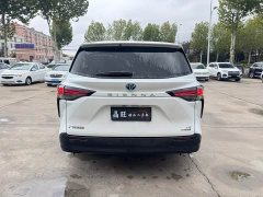 Toyota Sienna 2023 2.5L Hybrid Premium Edition - ფოტო 7