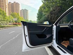 Tesla Model Y Long Range All-Wheel Drive 3D7 - ფოტო 6