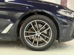 BMW 5 Series 525Li M Sport Package - ფოტო 8