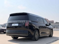 Zeekr 009 Six-Seat Executive AWD 108kWh - ფოტო 11