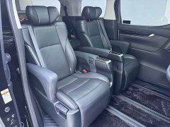 Toyota Vellfire 2021 Crown Hybrid 2.5L HV Luxury Edition - ფოტო 13