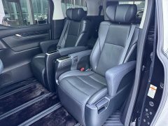 Toyota Vellfire 2021 Crown Hybrid 2.5L HV Luxury Edition - ფოტო 5