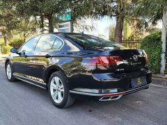 Volkswagen Magotan 2 Million Units Celebration Edition 280TSI DSG Comfort - ფოტო 9